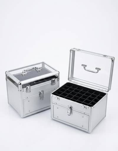 BEAUTY OR MAKEUP BOXES