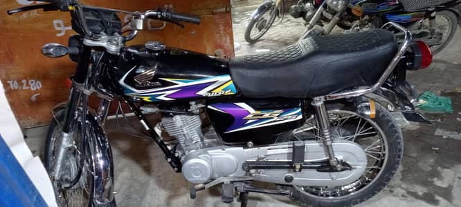 Honda cg125 2020 hyd num nut to  nut original hai 03361290539