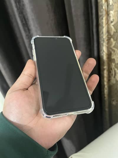 IPHONE XS NON PTA 10/9 CONDITION 64 gb