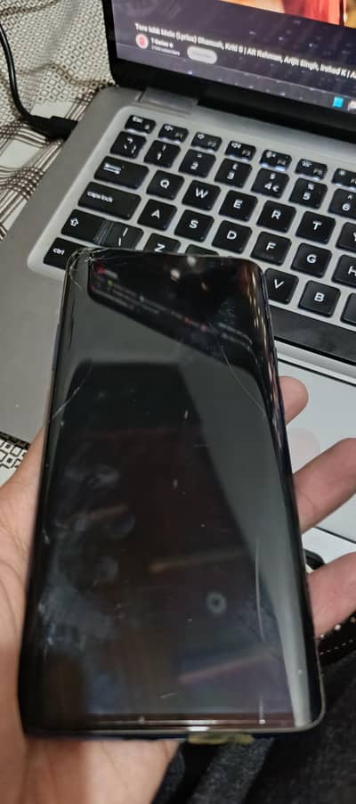 One plus 7 pro  only penal or back change hona ha Baki all oky hai