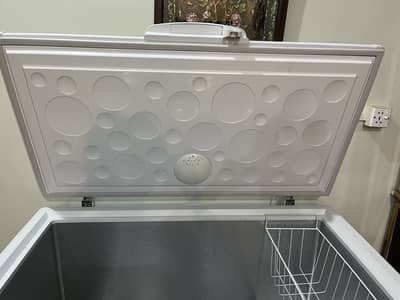 Haier Single Door 405 Liter (15 CF) Chest Freezer (HDF-405 SD)