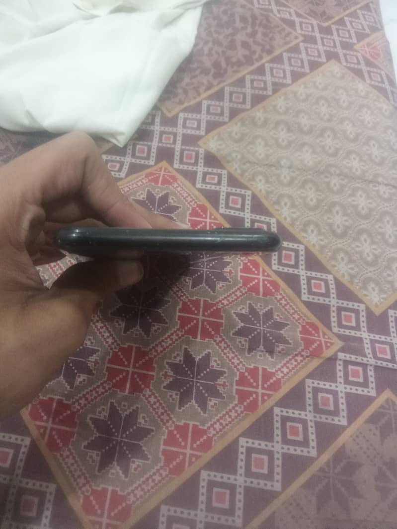 Apple iPhone 7 Plus 3