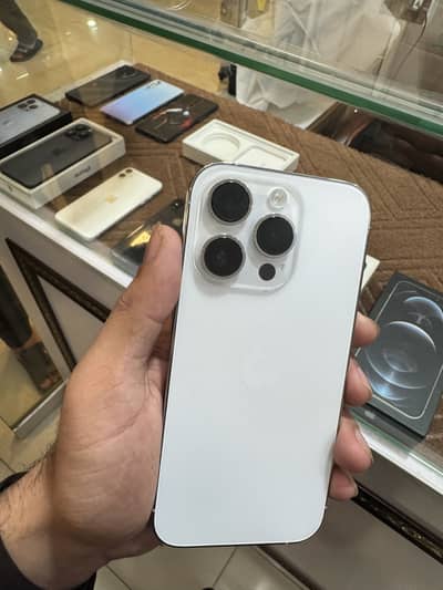 iPhone 14 Pro factory unlock 4 Months sim time