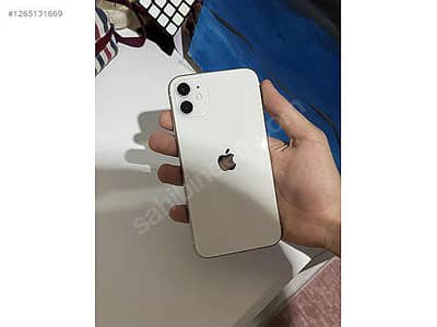 jv i phone 11 64 gp 10/10 condition
