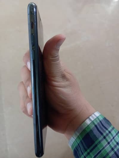 I phone 11 pro max 64 gb non pta
