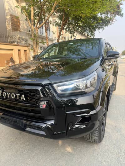Toyota Hilux Revo GRS 2025 Black | 10,500 KM Driven | Lahore