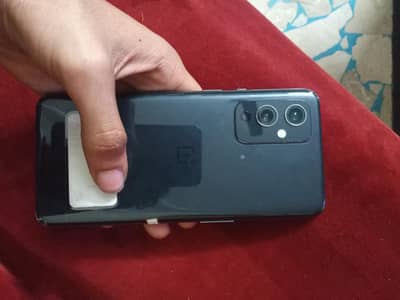 one plus 9 lush condition 10/9.5 8/128