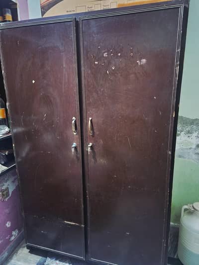 Good Condition Strong wooden Almari