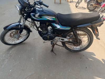 Honda 125 delux 0//3///3//9//4//0//8//0//8//8//8//