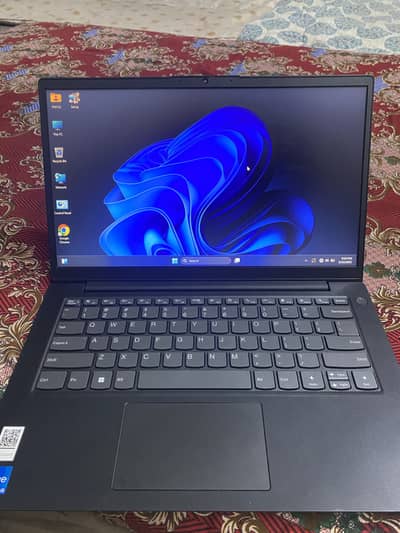 Lenovo V14 G3 iap i5 12th gen