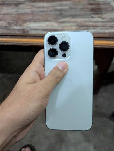 iPhone 14 pro mac  128gb