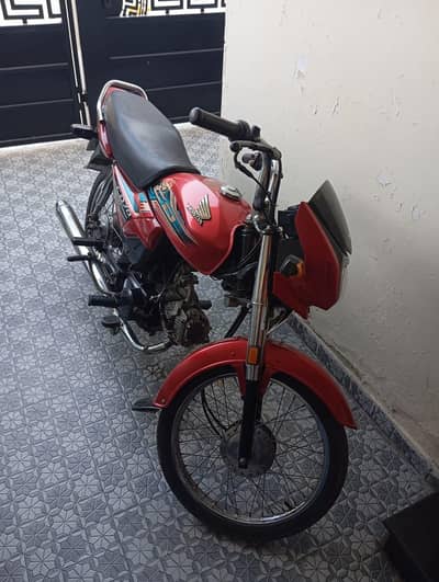 Honda CD 70 Dream 2022 – Excellent Condition – Total Genuine