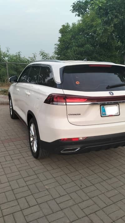 Oshan X7 Future Sense 5 Seater