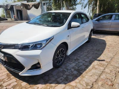 2016 Altis 1.6  2 piece touch up  Up lifted. Brand new tyers