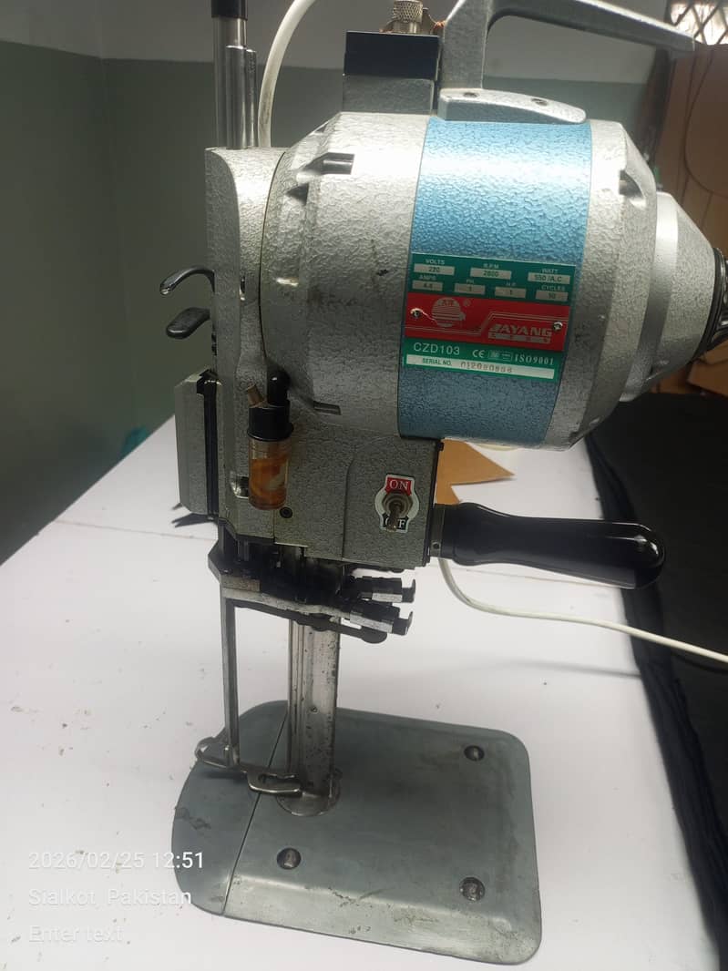 cutting machine 0