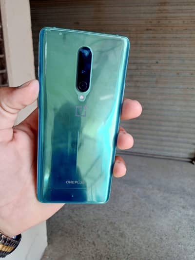 one plus 8 RAM 8 memory 128