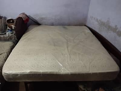 matress 6 feet x 6 feet 6 inch