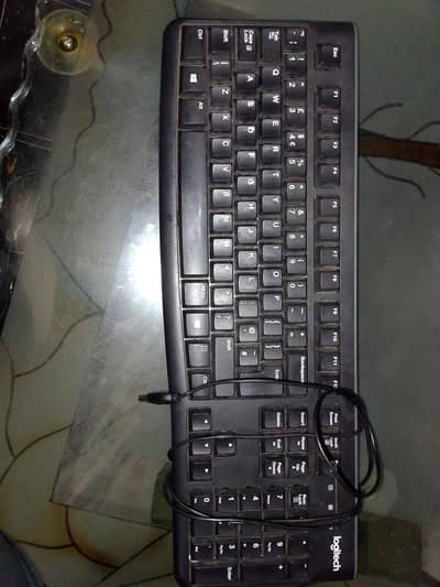 Logitech Wired USB Keyboard-Excellent Condition WHATAPP no 03292128331