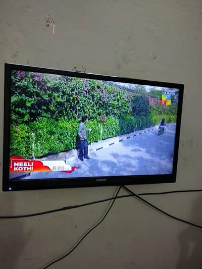 Urgent Selling 32'' Orient Simple LCD