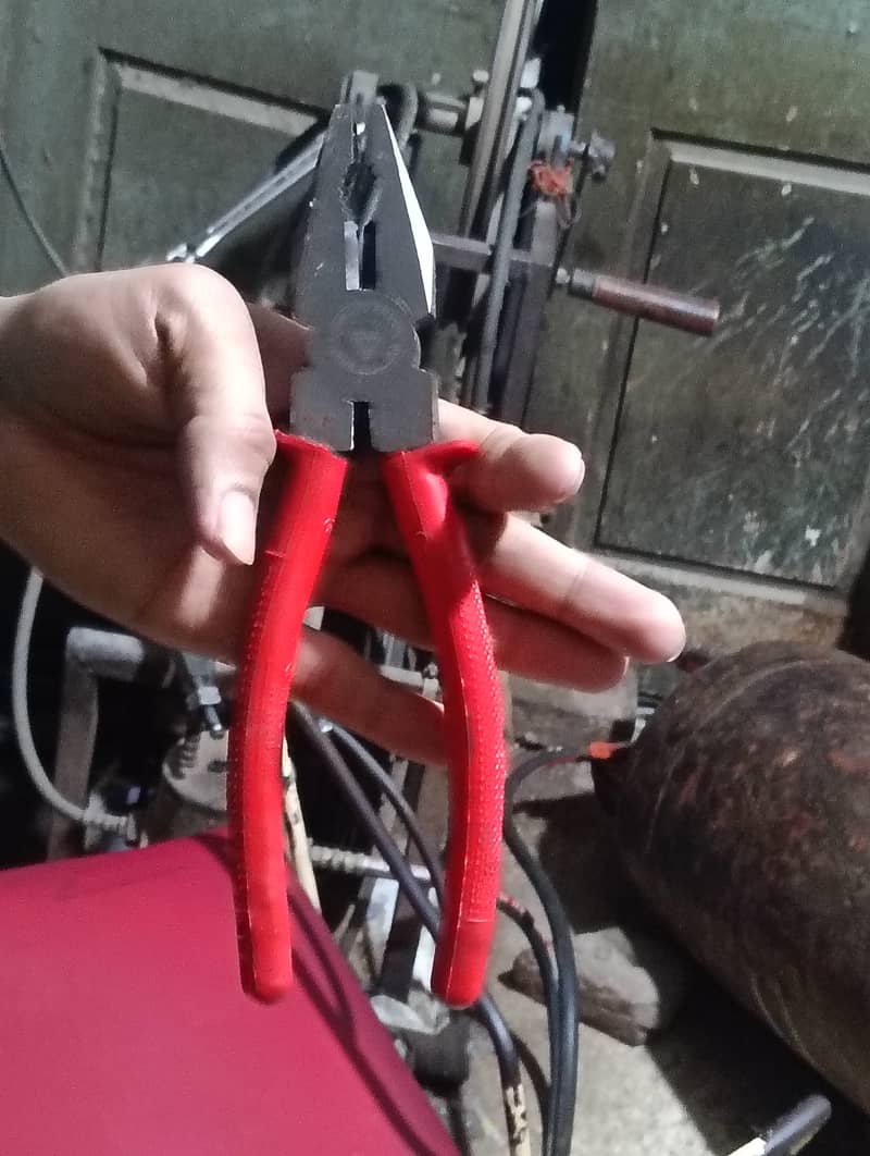 Plas Tool 4
