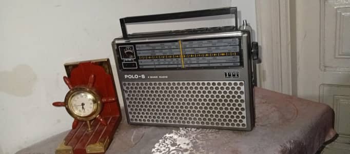 POLO -S 4 Band Radio  ITT New condition