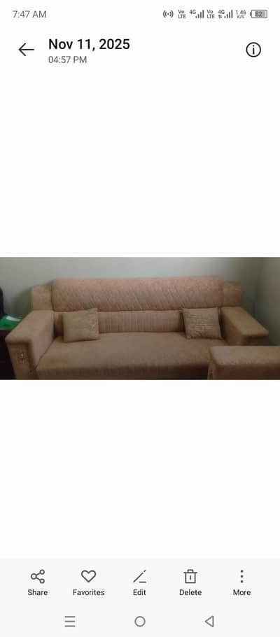 7 seater sofa only 2 month used like new
