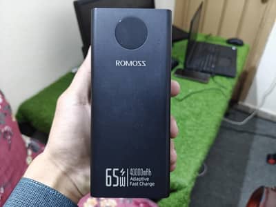 Power Bank Charge With 6+ Mobiles Laptops