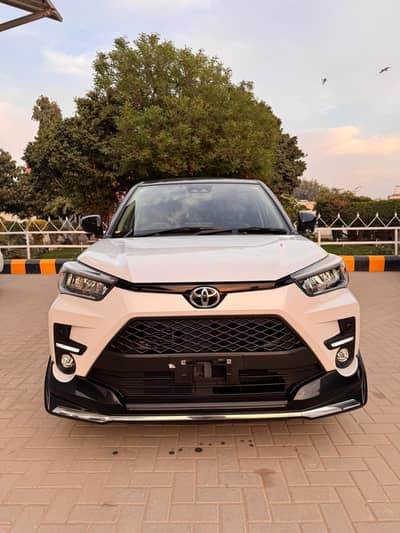 Toyota Raize Z Package Two Tone with Body Kit