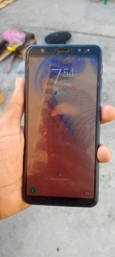 Samsung A7 4 GB 128 GB