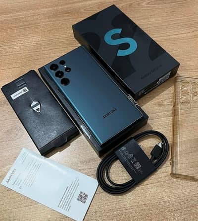 Samsung Galaxy S22 Ultra 12/512 Complete Box Urgent Sale Connect wtp