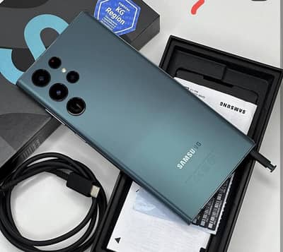 Samsung Galaxy S22 Ultra 12/512 Complete Box Urgent Sale Connect wtp