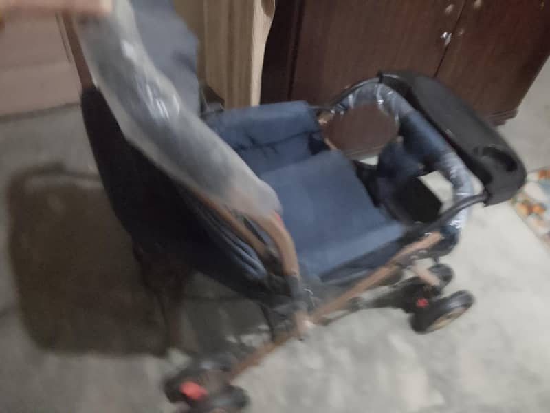 stroller 1