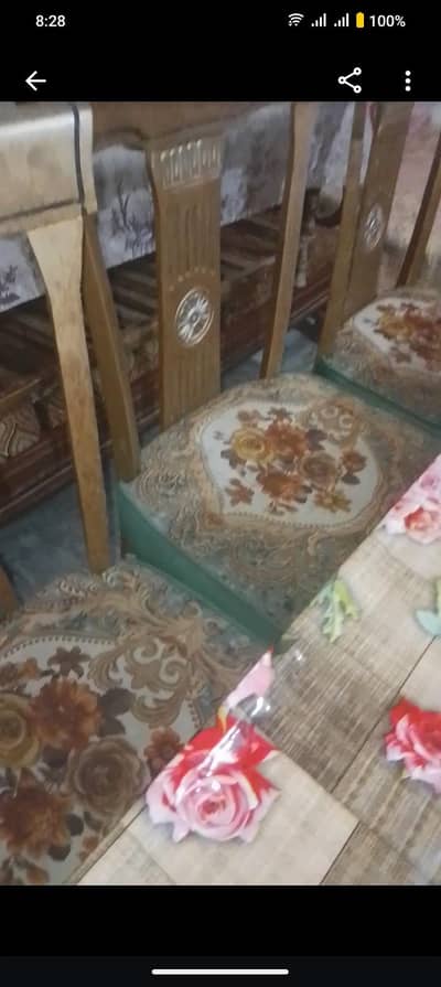 Dekho designing dining table 6 chair