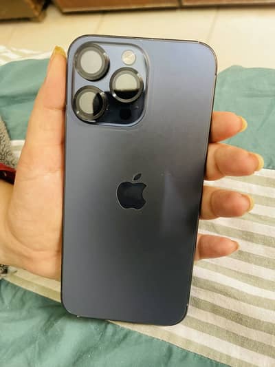 iPhone 15 Pro Max JV