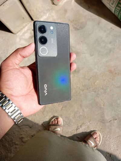 vivo v29 lush condition