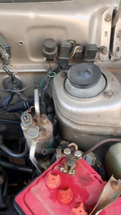 Mehran car sale,2017 model,golden color,lahor number