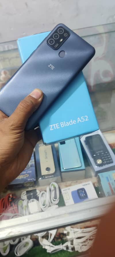 zte blade 4/64 full box
