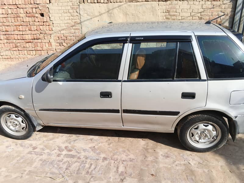 گاڑی پیٹرول اور LPG دونوں پر اوکے ہے 0