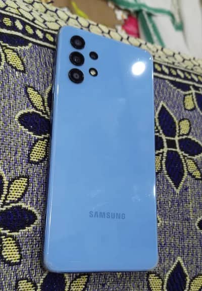 Samsung galaxy a32  9/10 condition 6 128 Exchange possible