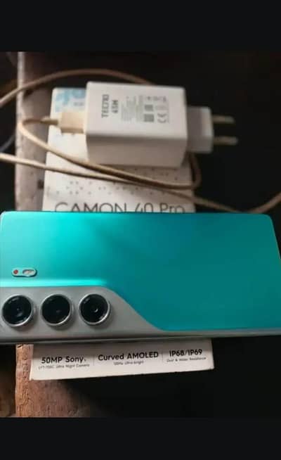 Tecno Camon 40 Pro With complte box chargr only 15 day used 10 by 10
