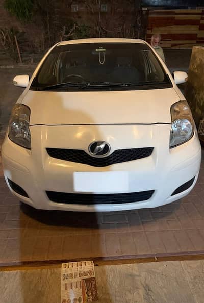 Toyota Vitz 2009 [ URGENT SALE ]