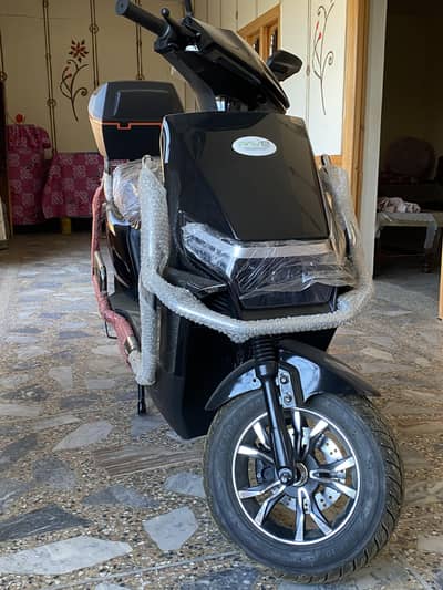 United Electric Bike Ev Sharp 1500 Watt