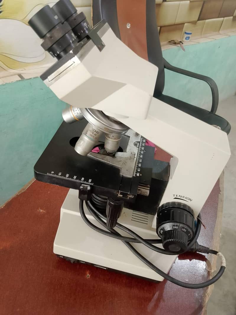 Microscope  0