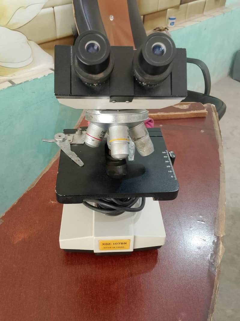 Microscope  4