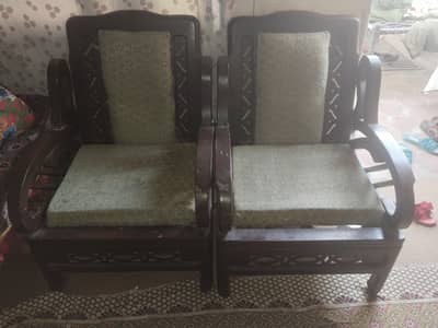 5 Seater Classic Wooden Sofa Set – 3 Seater + 2 Chairs – Home Used