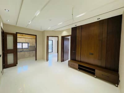 5 Marla Beautiful House For Rent In DHA 9 Town