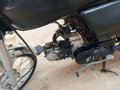 hero bike hai add acha sa parh lay 03705501234