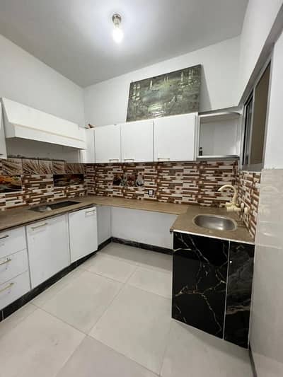 Ideal 850 Square Feet Flat has landed on market in Gulshan-e-Iqbal - Block 13/B, Karachi