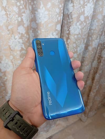 realme 5s complete box charger 4/128