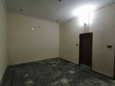 A 4 Marla House Located In Gulshan-e-Ravi Is Available For sale